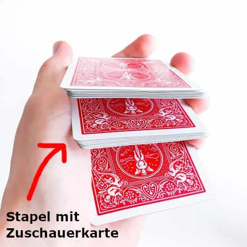 Drei Stapel werden zusammengefügt
